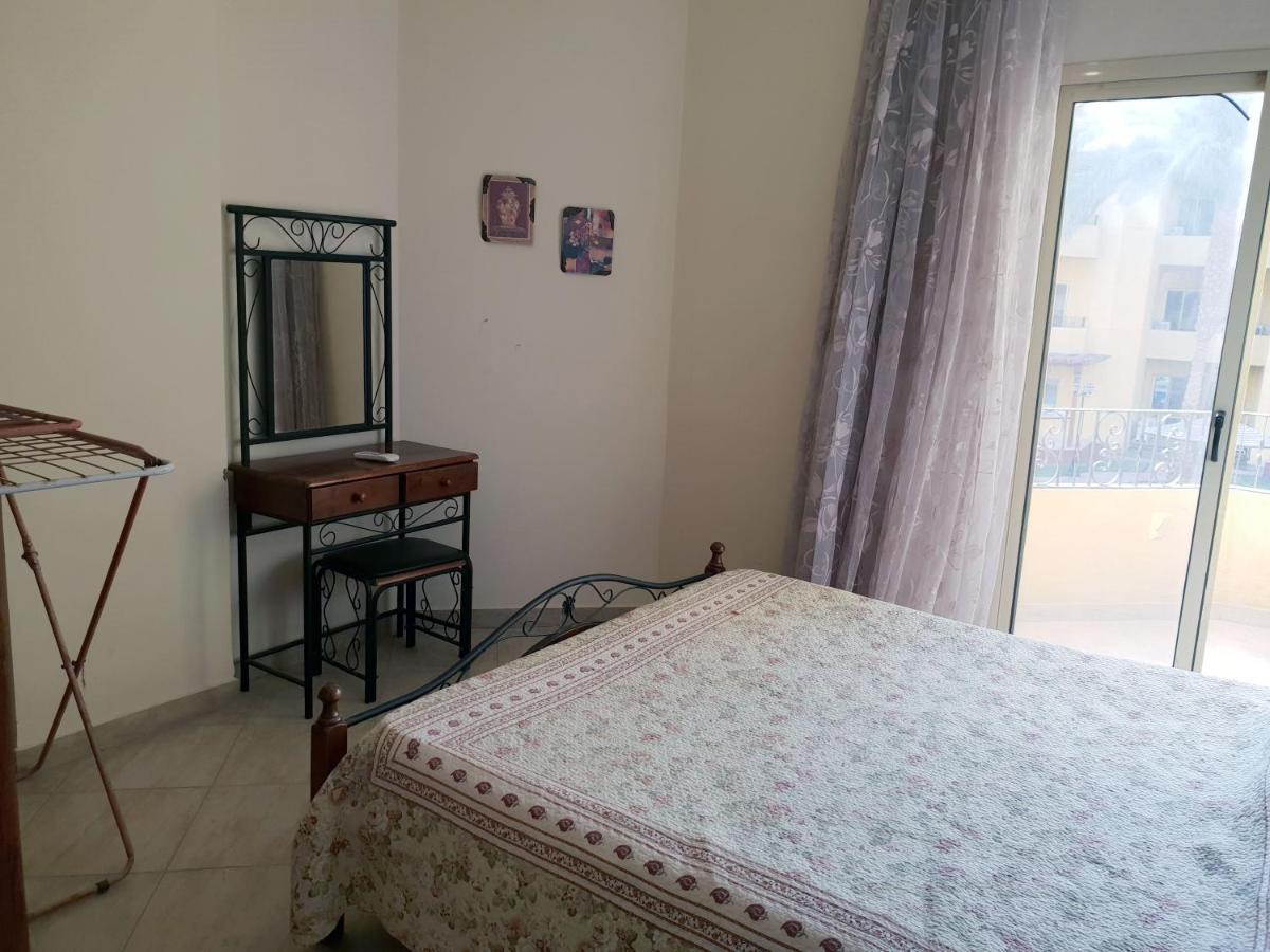 British Resort Pool View Apartments Hurghada Exterior photo